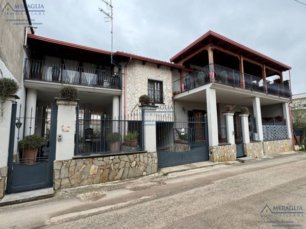 appartamento in vendita a Parete