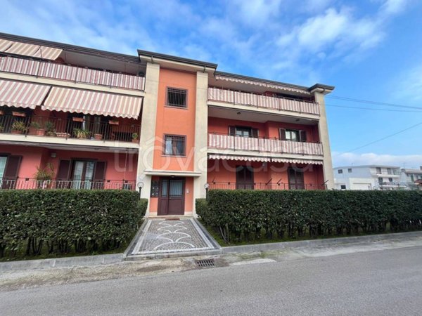 appartamento in vendita a Parete