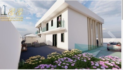 casa indipendente in vendita a Parete