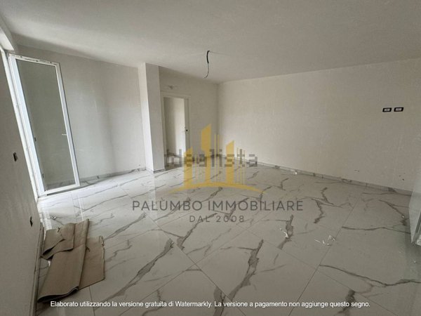 casa indipendente in vendita a Parete