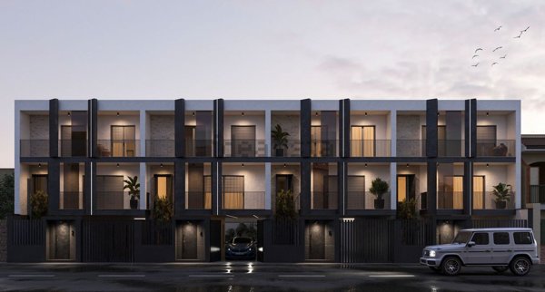 casa indipendente in vendita a Parete