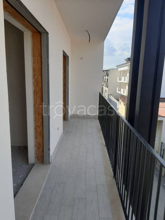 casa indipendente in vendita a Parete