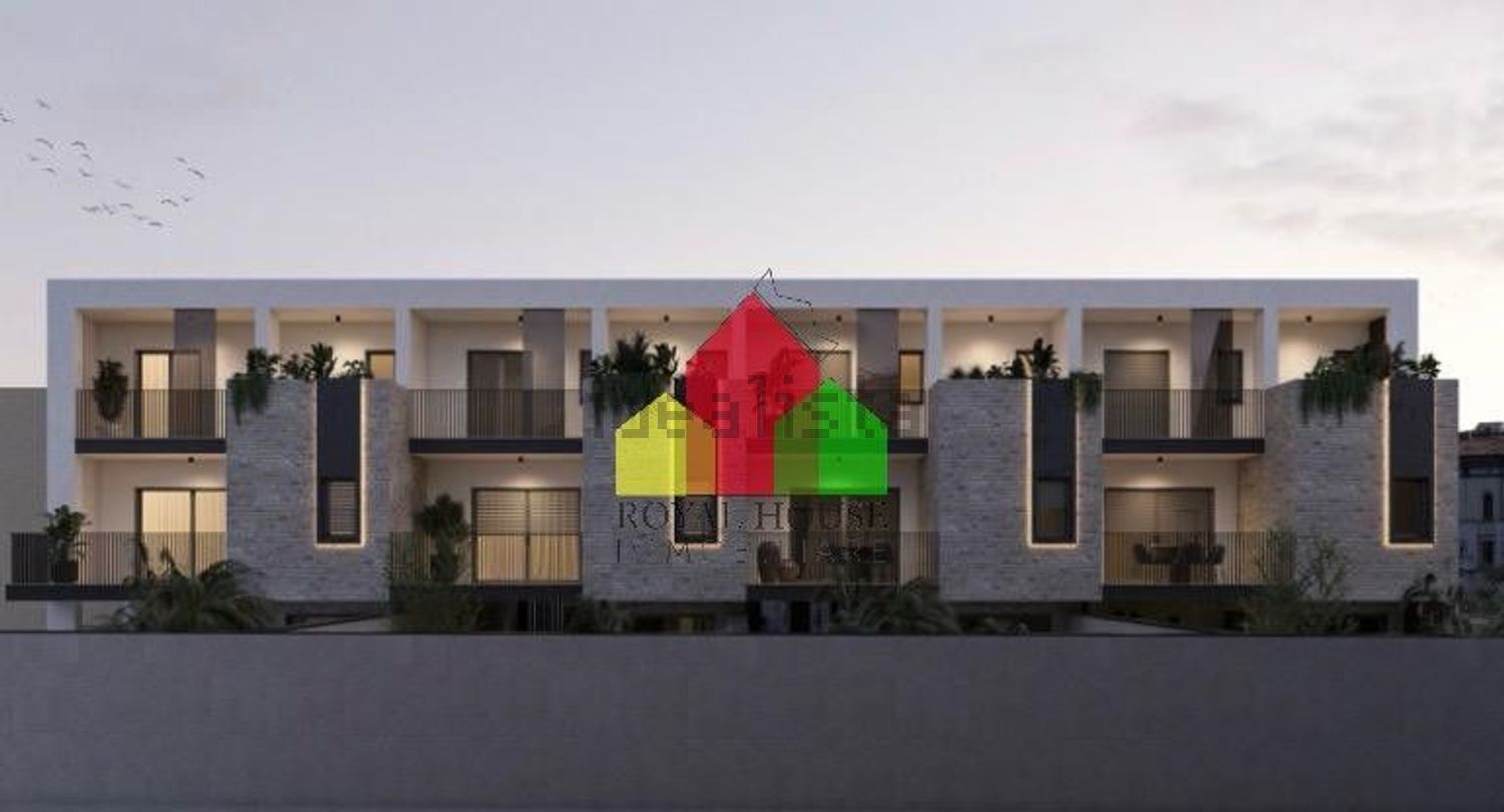 casa indipendente in vendita a Parete