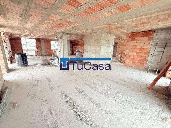 appartamento in vendita a Parete