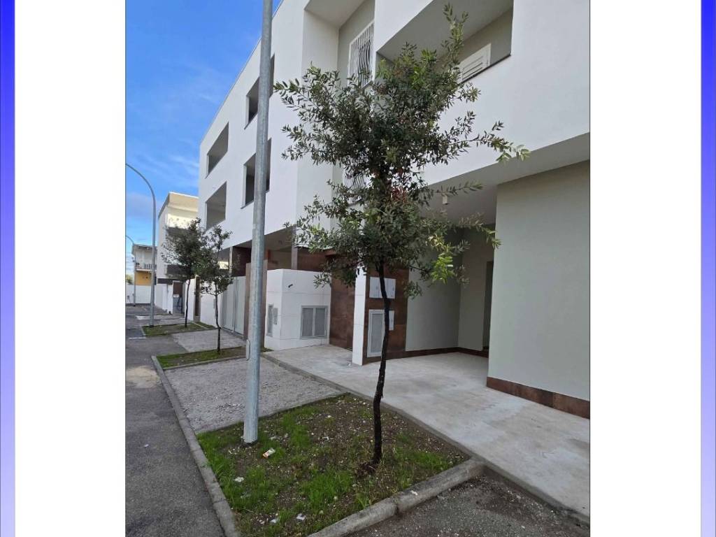 casa indipendente in vendita a Parete