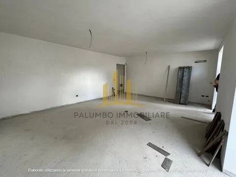 casa indipendente in vendita a Parete