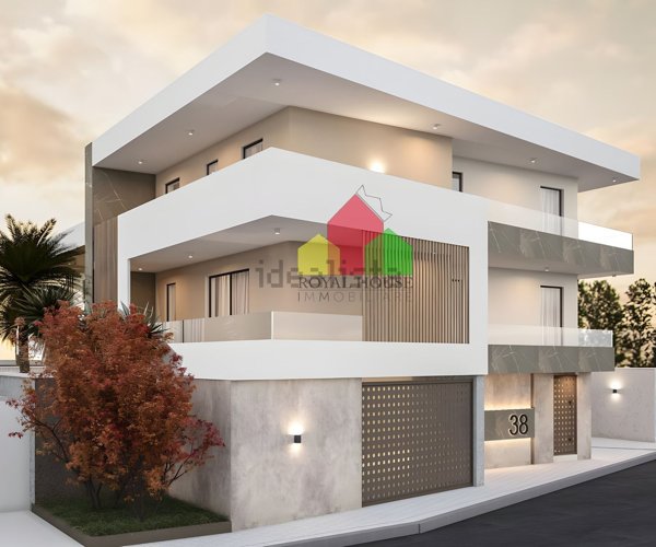 casa indipendente in vendita a Parete