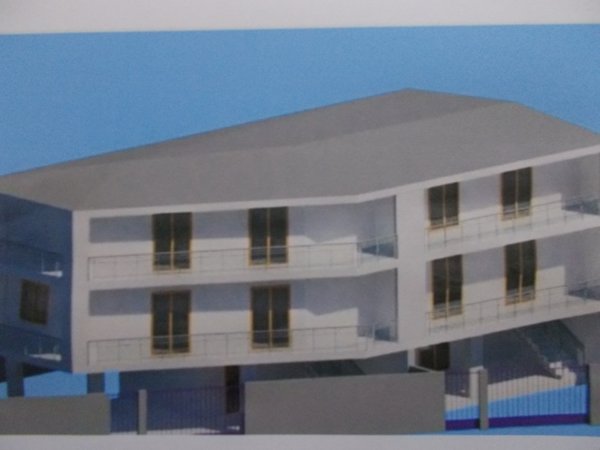 casa indipendente in vendita a Parete