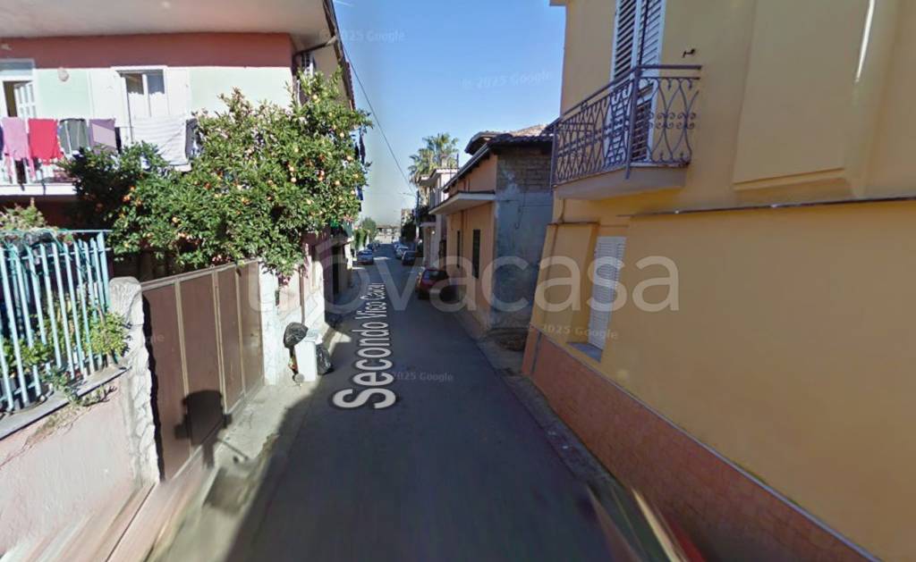 casa indipendente in vendita a Parete