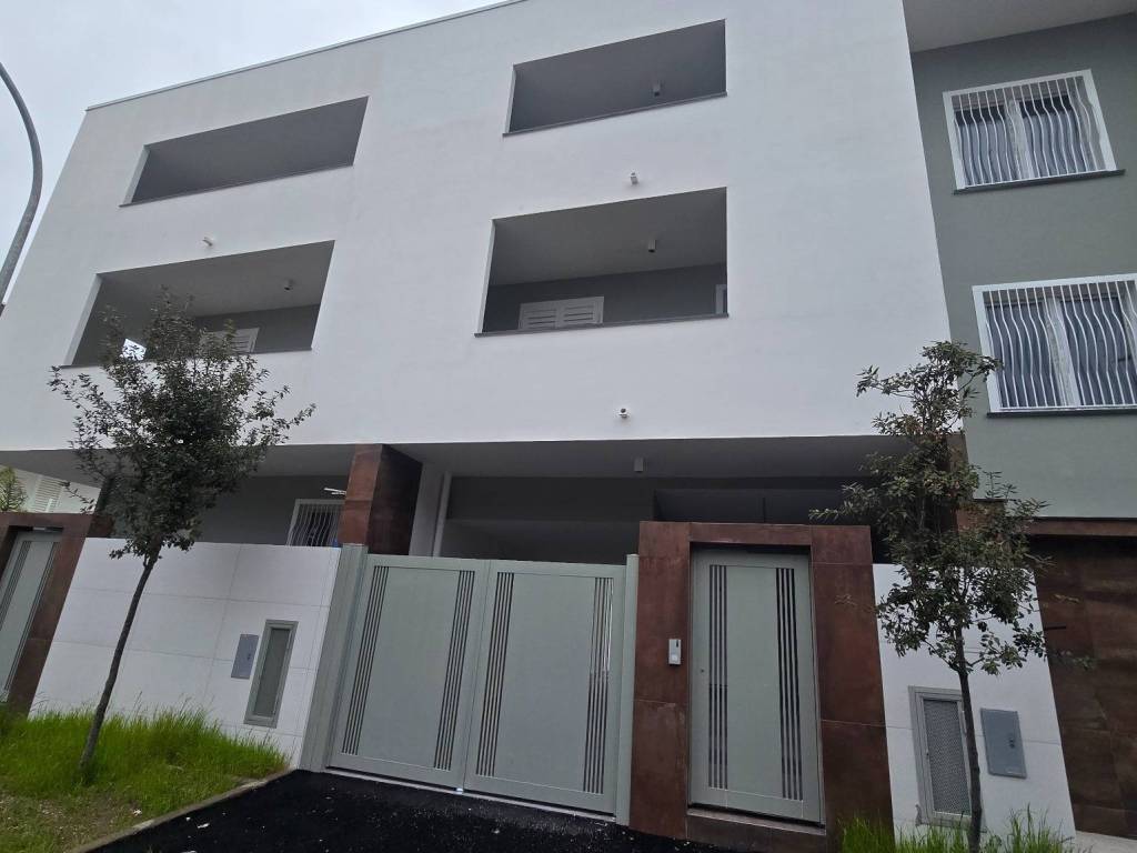 casa indipendente in vendita a Parete