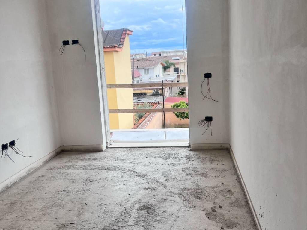 casa indipendente in vendita a Parete