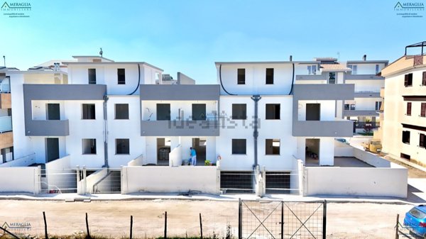 casa indipendente in vendita a Parete