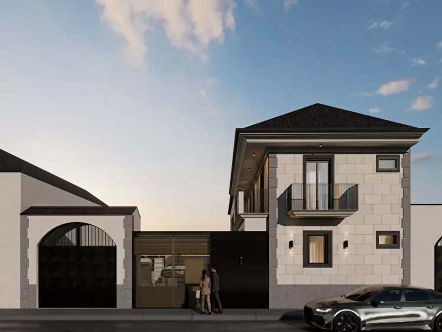 casa indipendente in vendita a Parete