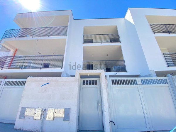 casa indipendente in vendita a Parete