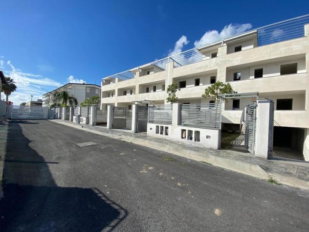 casa indipendente in vendita a Parete