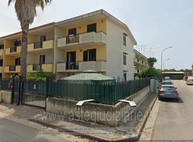 casa indipendente in vendita a Parete
