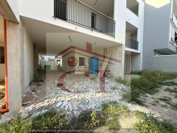 casa indipendente in vendita a Parete