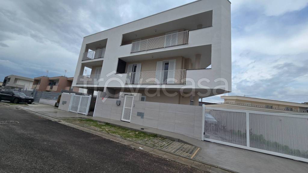 casa indipendente in vendita a Parete