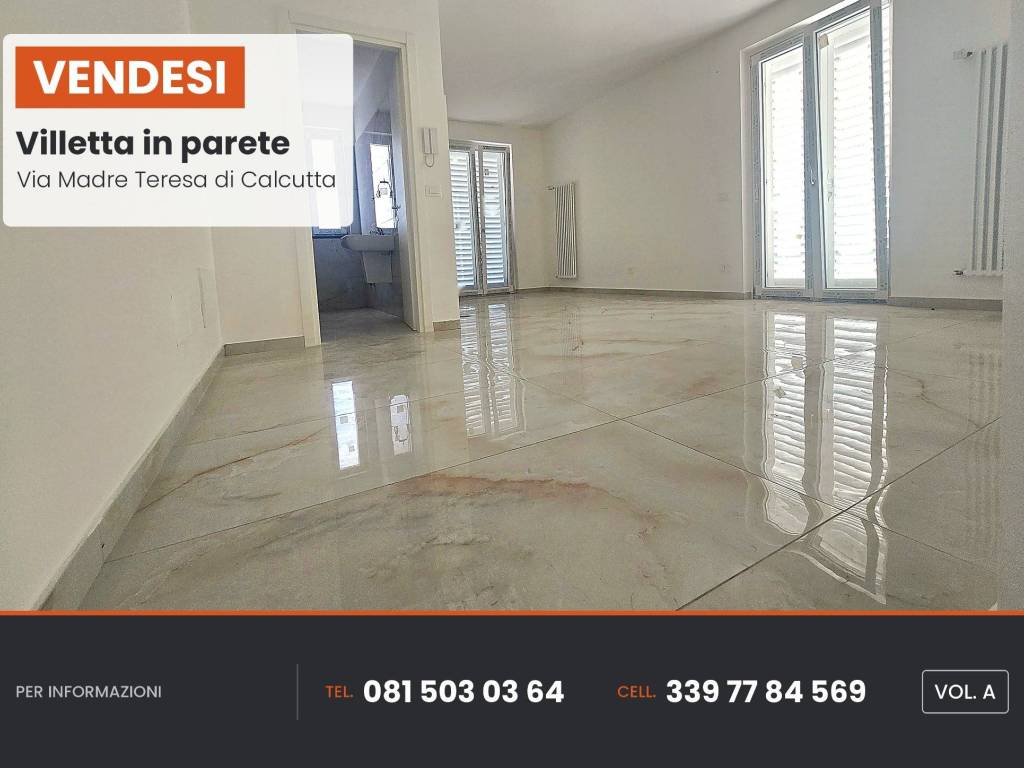 casa indipendente in vendita a Parete