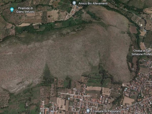 terreno agricolo in vendita a Pastorano