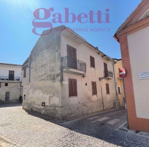 casa indipendente in vendita a Pastorano