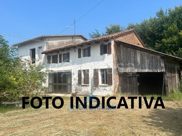 casa indipendente in vendita a Pastorano