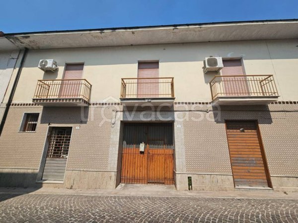 casa indipendente in vendita a Pastorano