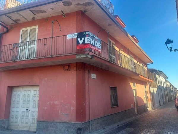 casa indipendente in vendita a Pastorano