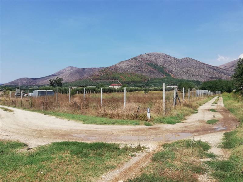 casa indipendente in vendita a Piana di Monte Verna