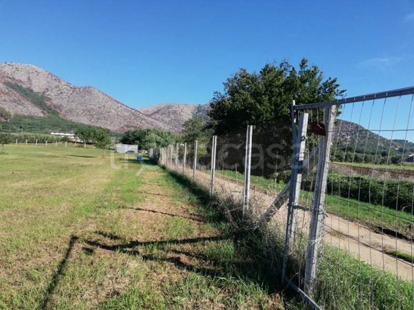 casa indipendente in vendita a Piana di Monte Verna