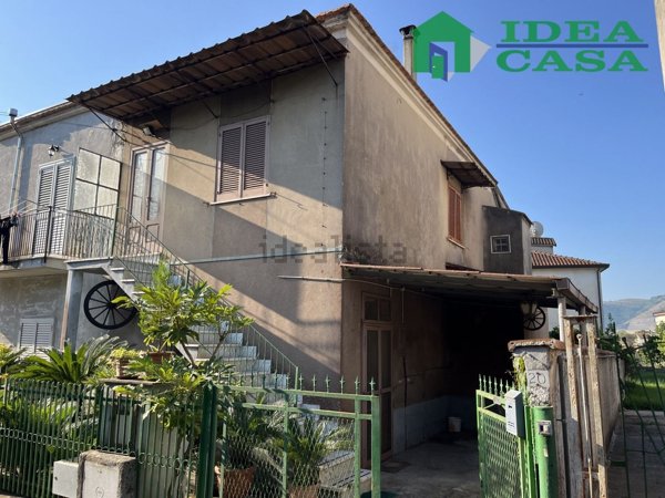 appartamento in vendita a Piana di Monte Verna