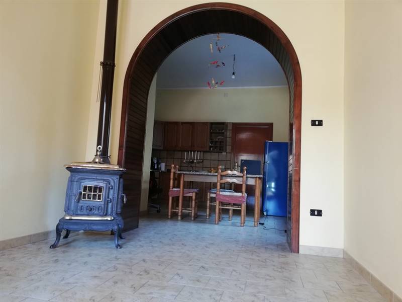 casa indipendente in vendita a Piana di Monte Verna