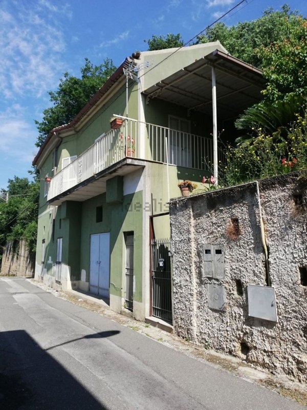 appartamento in vendita a Piana di Monte Verna