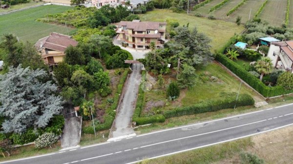 casa indipendente in vendita a Piana di Monte Verna
