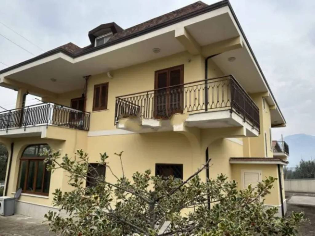 casa indipendente in vendita a Piedimonte Matese