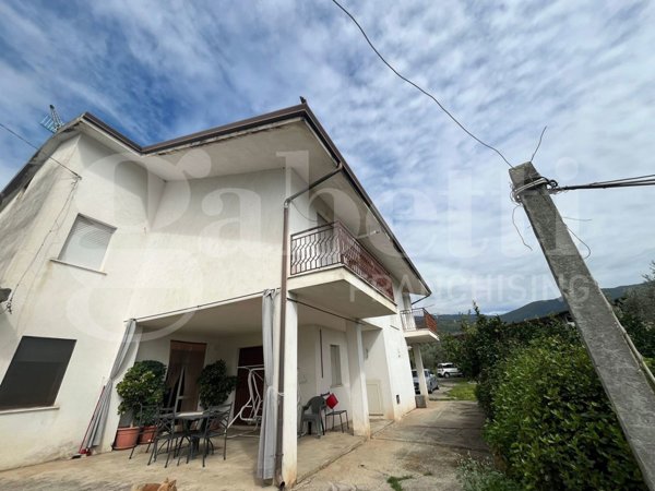 casa indipendente in vendita a Piedimonte Matese
