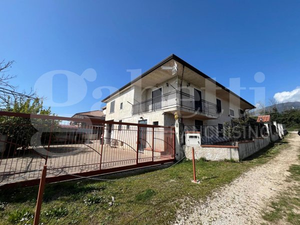 casa indipendente in vendita a Piedimonte Matese