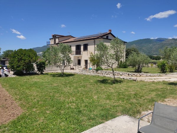 casa indipendente in vendita a Piedimonte Matese