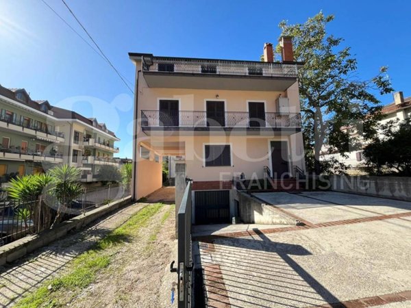 casa indipendente in vendita a Piedimonte Matese
