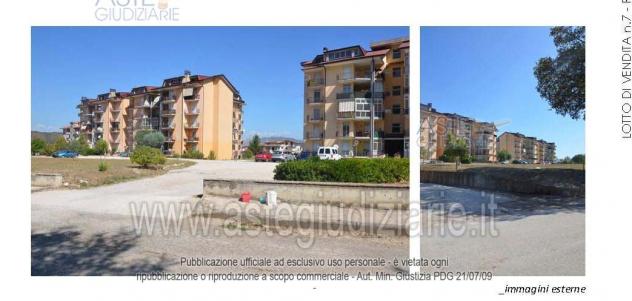 locale commerciale in vendita a Pietramelara