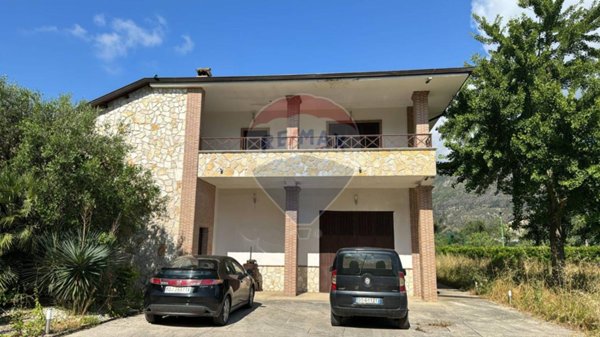 casa indipendente in vendita a Pietravairano