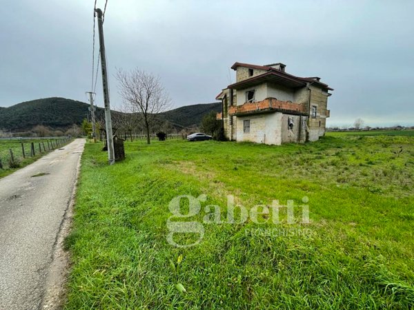 casa indipendente in vendita a Pietravairano
