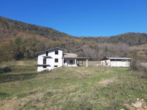negozio in vendita a Pietravairano
