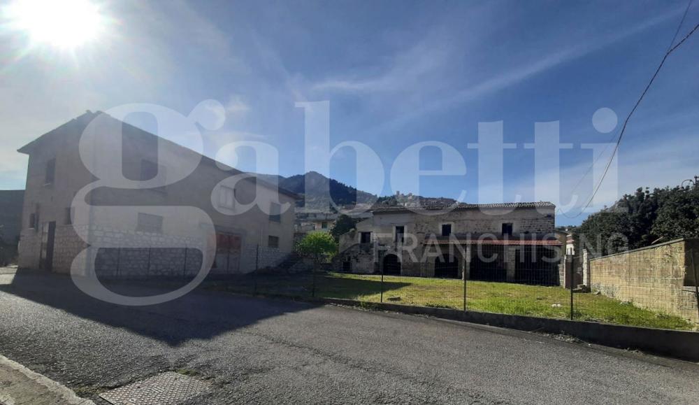 casa indipendente in vendita a Pietravairano