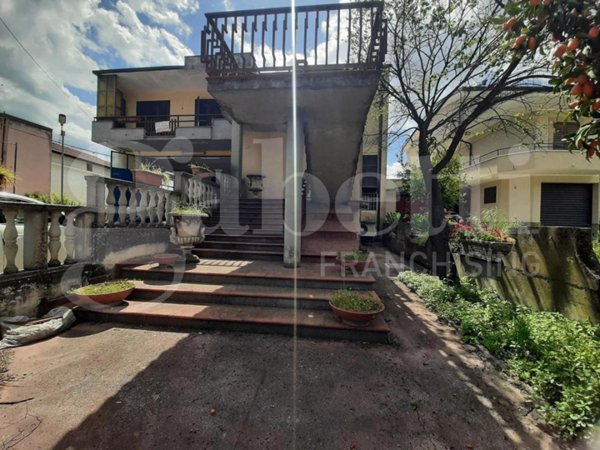 casa indipendente in vendita a Pietravairano
