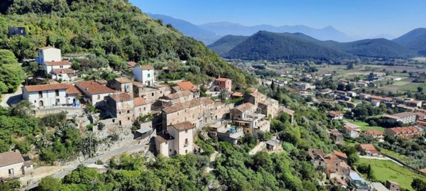 appartamento in vendita a Pietravairano