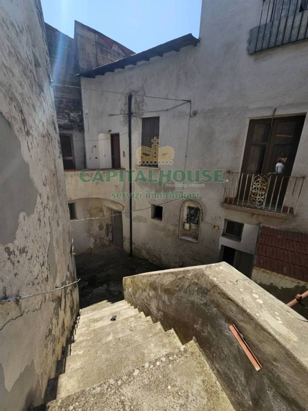 casa indipendente in vendita a Pignataro Maggiore