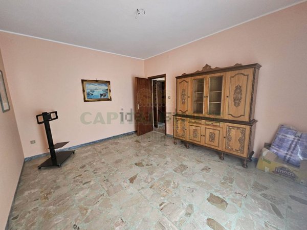 esavano in vendita a Pignataro Maggiore