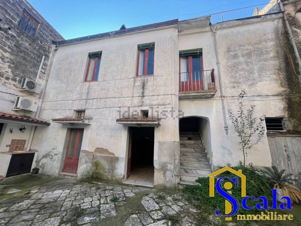 casa indipendente in vendita a Pignataro Maggiore