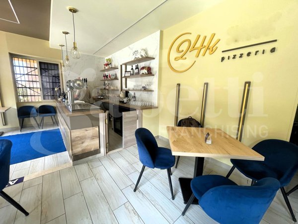 negozio in vendita a Pignataro Maggiore